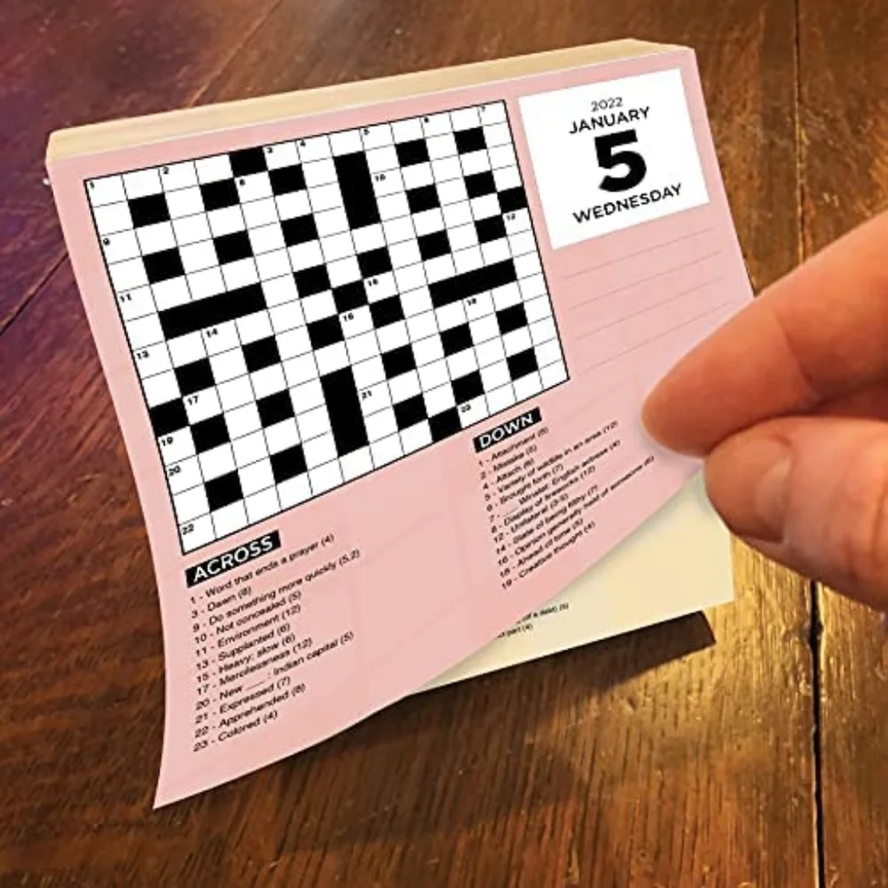 TF PUBLISHING - 2022 Crossword Puzzles Daily Desktop Calendar
